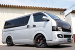 TOYOTA 200HIACE